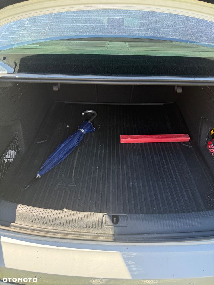 Audi A4 Limousine - 19