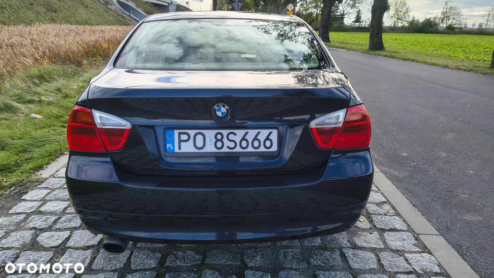 BMW 318I 2007 photo 5