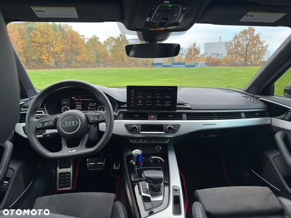Audi A4 Limousine - 17