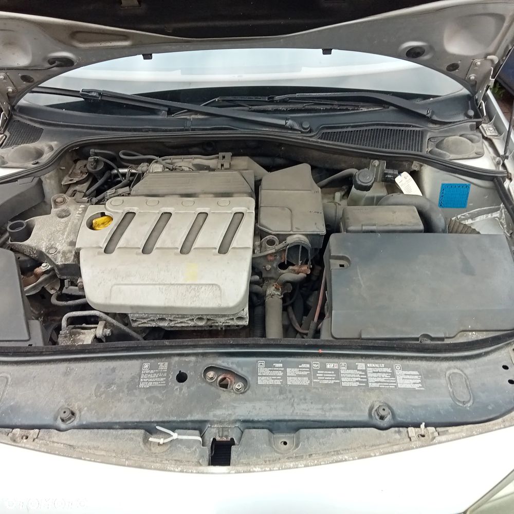 Renault Laguna - 8