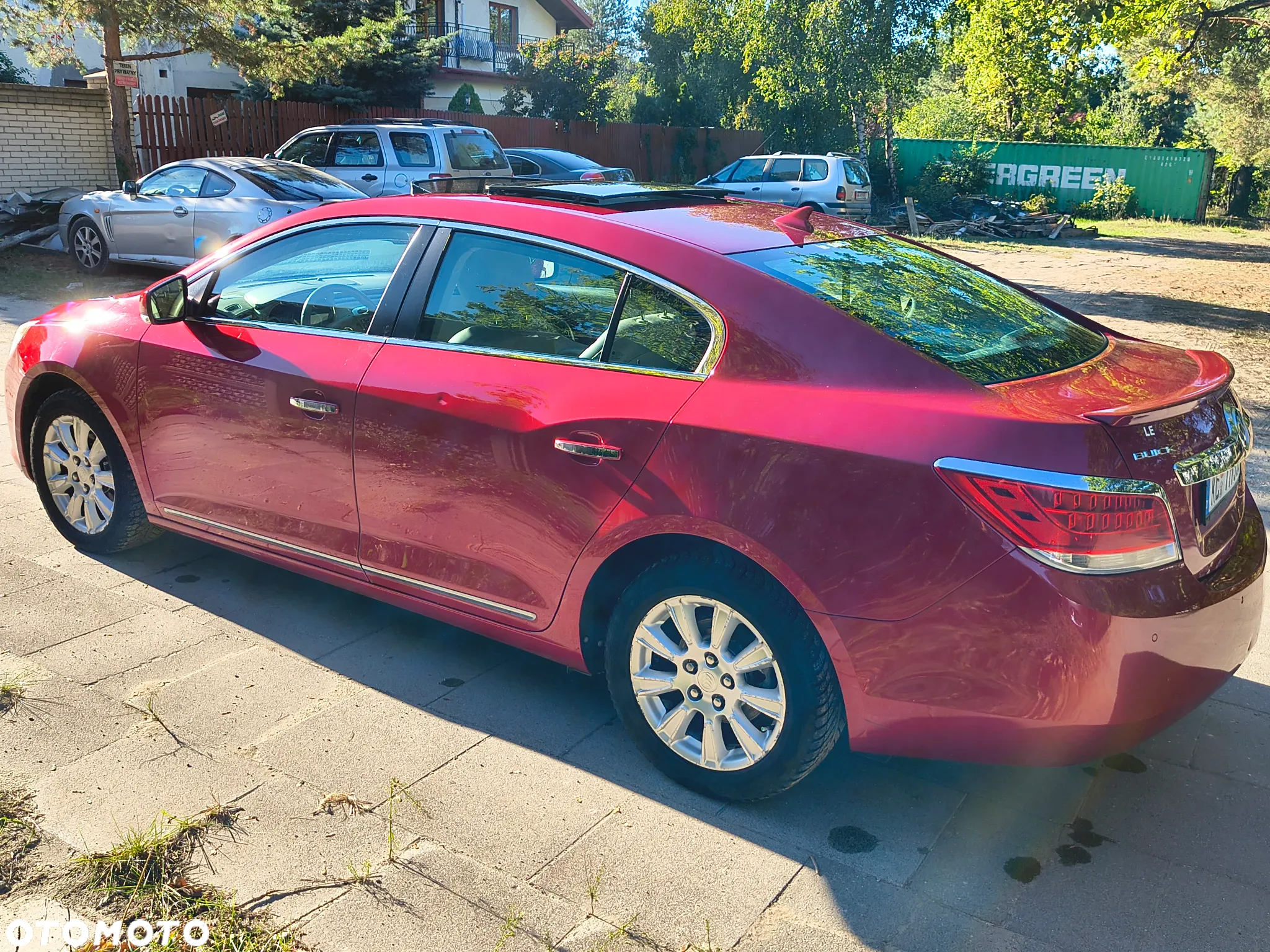 Buick Lacrosse - 18