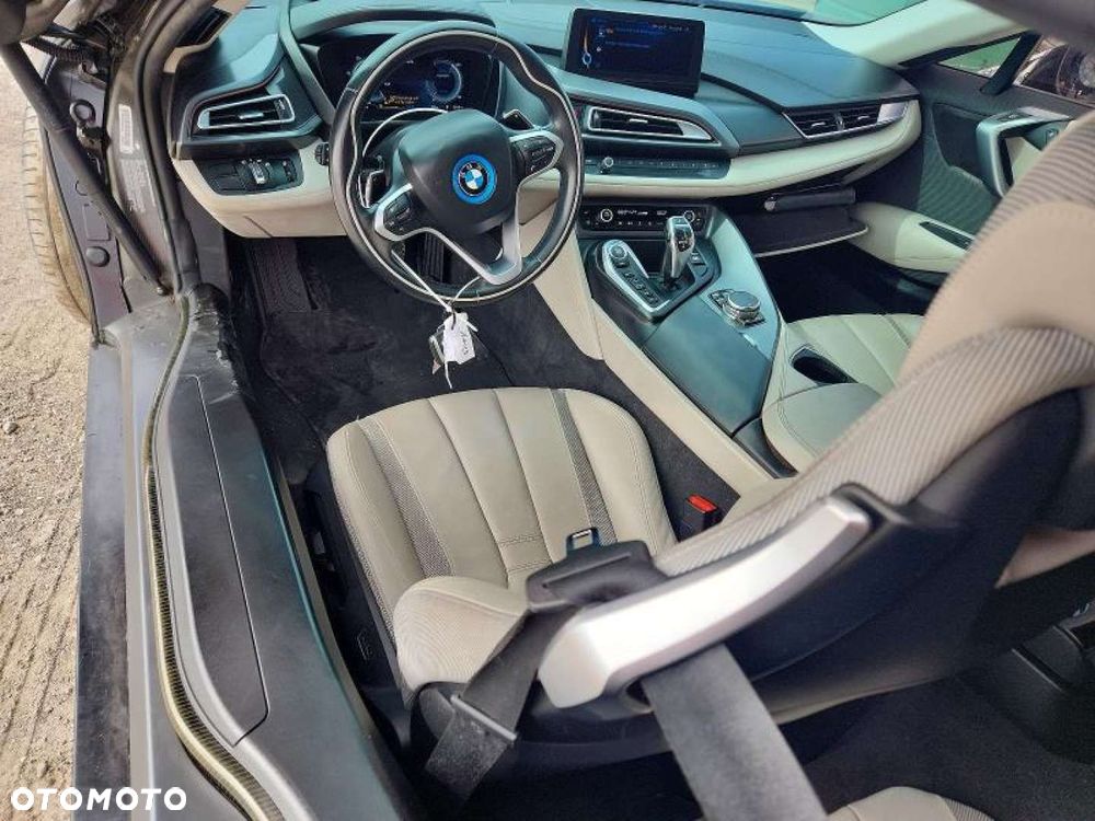 BMW i8 - 9