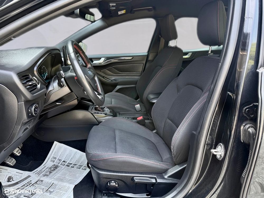 Ford Focus SW 1.5 EcoBlue S&S ST-LINE - 9
