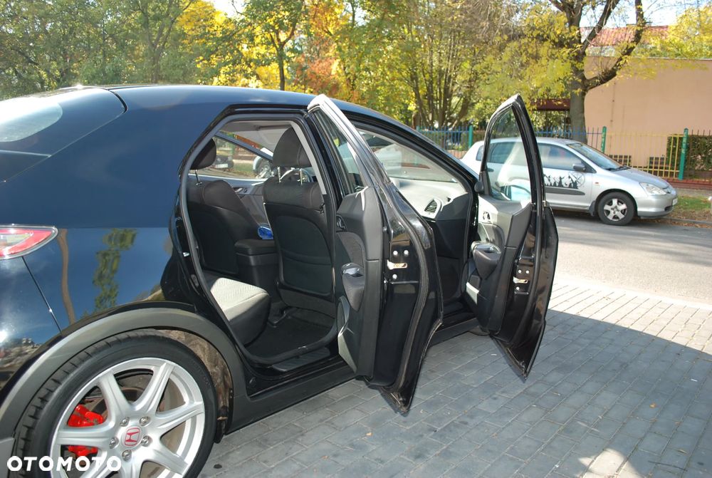 Honda Civic 1.4 i-VTEC - 11