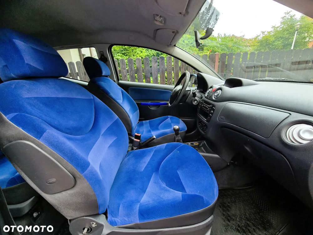 Citroën C2 - 11