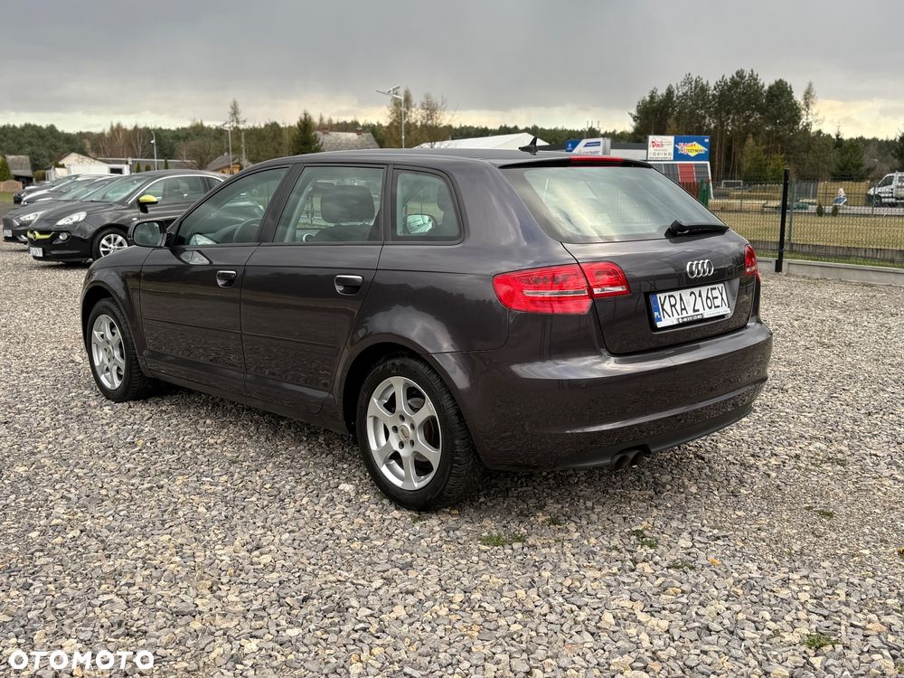 Audi A3 Sportback 1.4 TFSI Attraction - 5