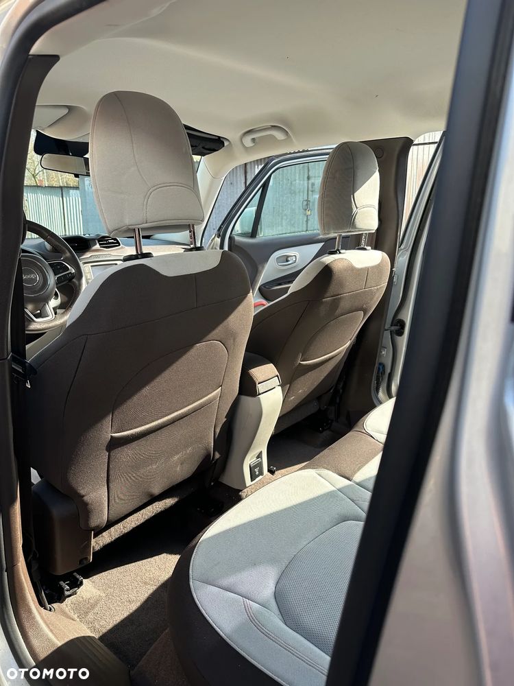 Jeep Renegade 1.4 MultiAir Limited FWD S&S - 26