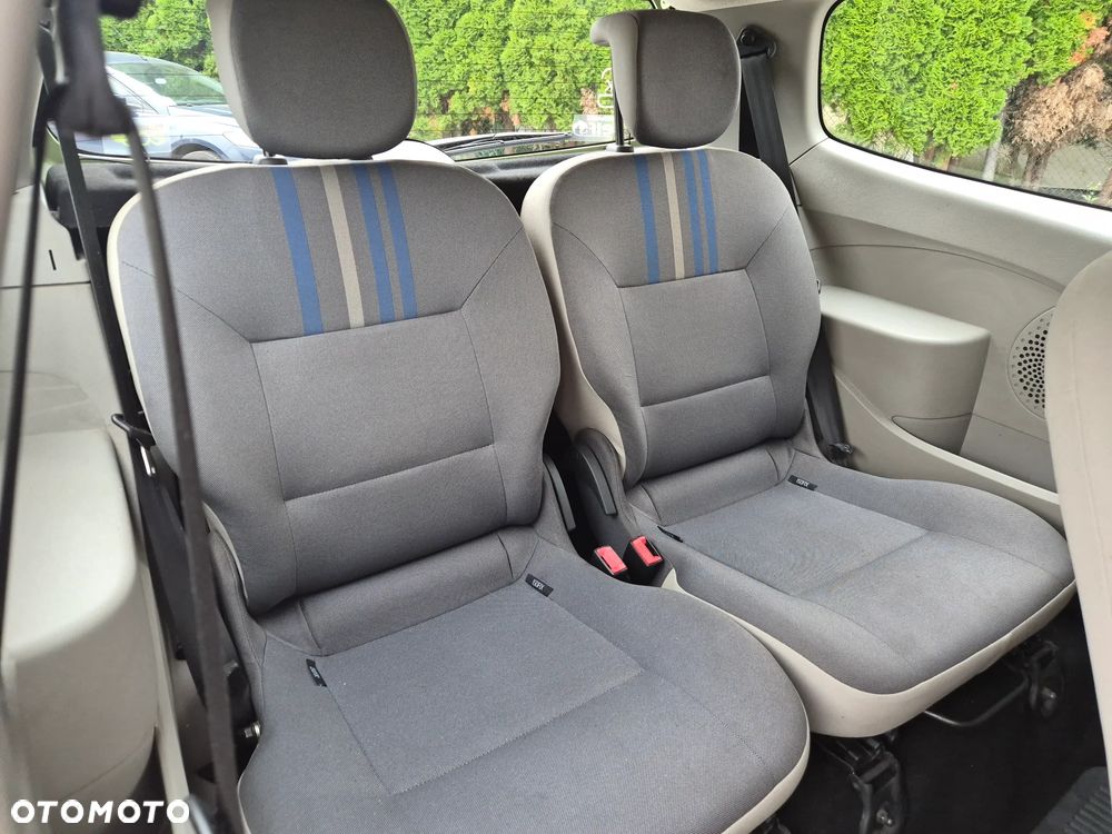 Renault Twingo 1.2 Privilege - 7