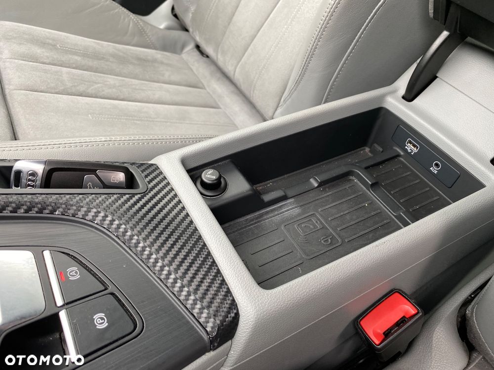 Audi A4 ver-40-tfsi-sport-s-tronic - 13