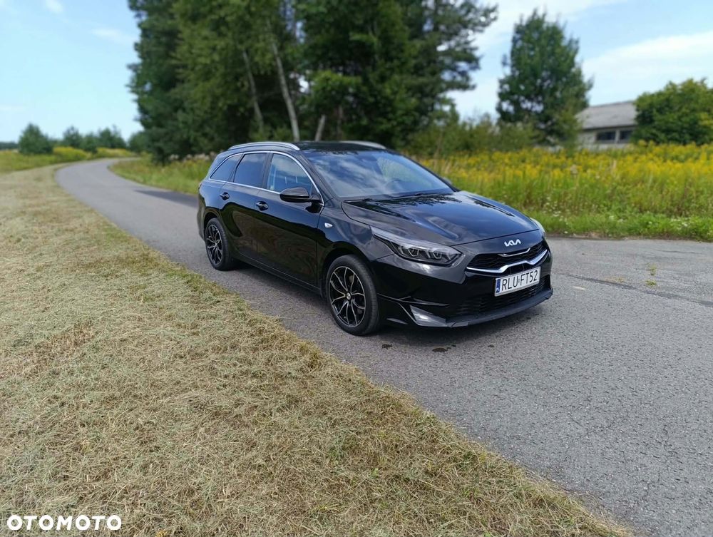 Kia Ceed - 21