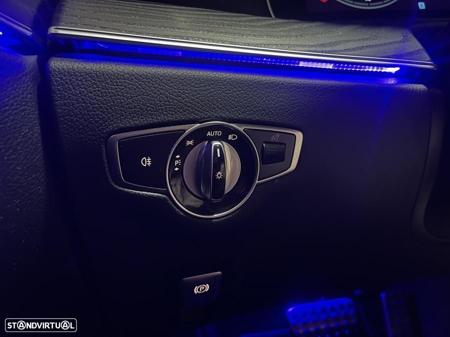 Mercedes-Benz E 300 de AMG Line - 29