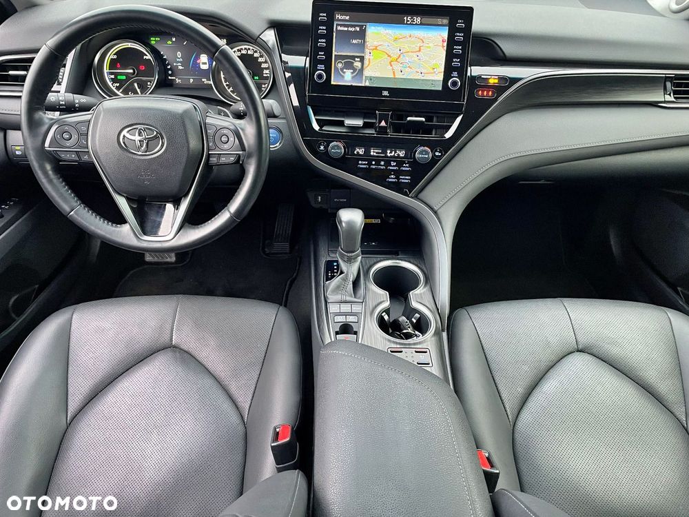 Toyota Camry 2.5 Hybrid Executive CVT - 12