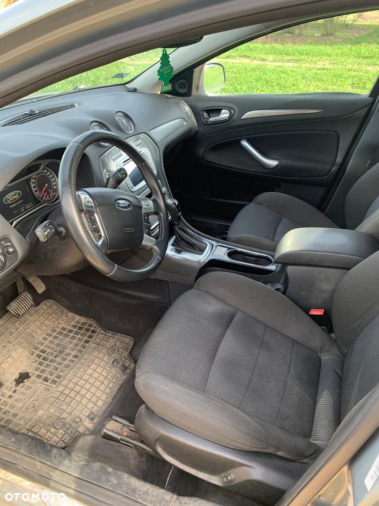 Ford Mondeo 2.0 TDCi Titanium - 9