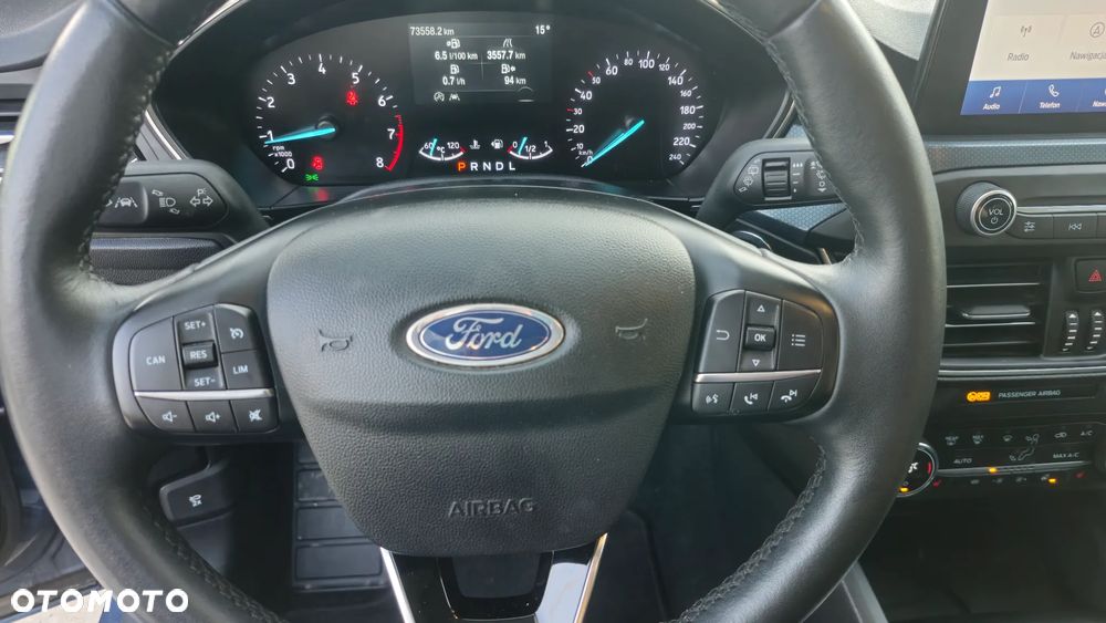 Ford Focus 1.0 EcoBoost Active X - 29