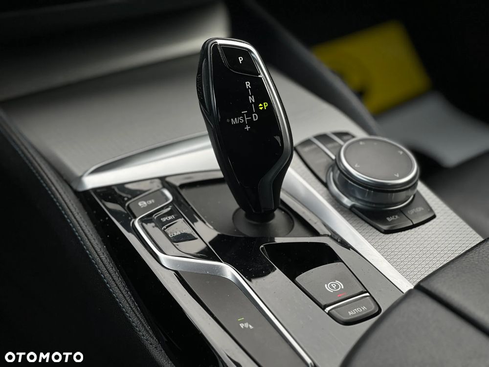 BMW Seria 5 - 21