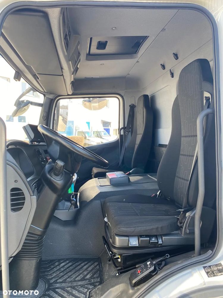Mercedes-Benz ATEGO - 9