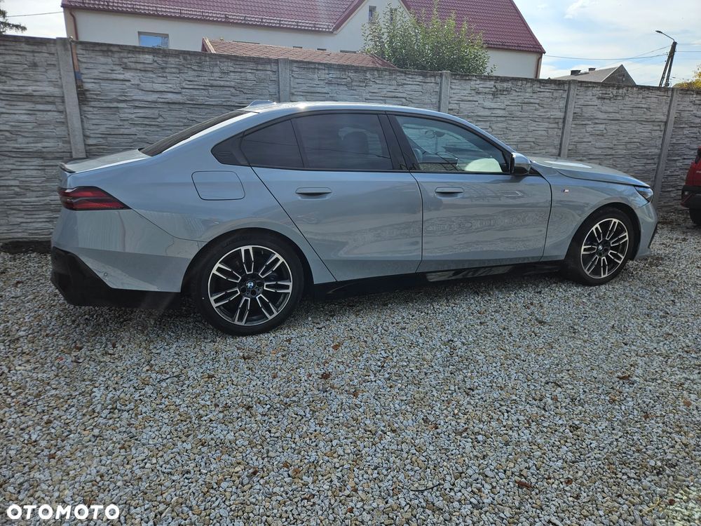 BMW Seria 5 - 1