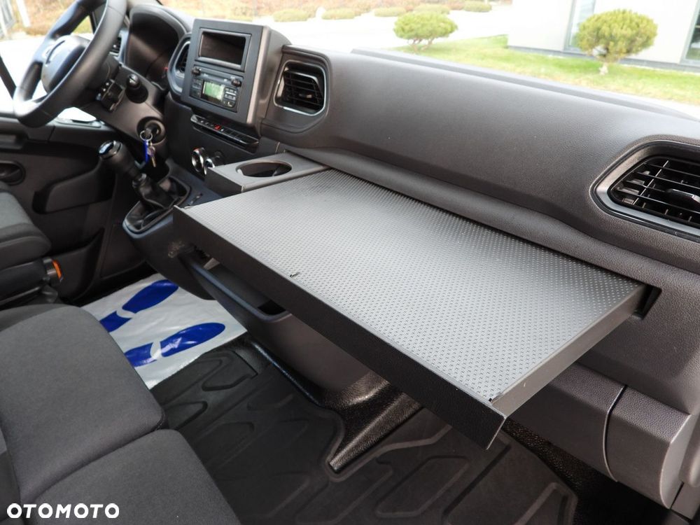 Renault MASTER PLANDEKA 10 PALET WEBASTO TEMPOMAT LEDY PNEUMATYKA KLIMATYZACJA  165KM - 39