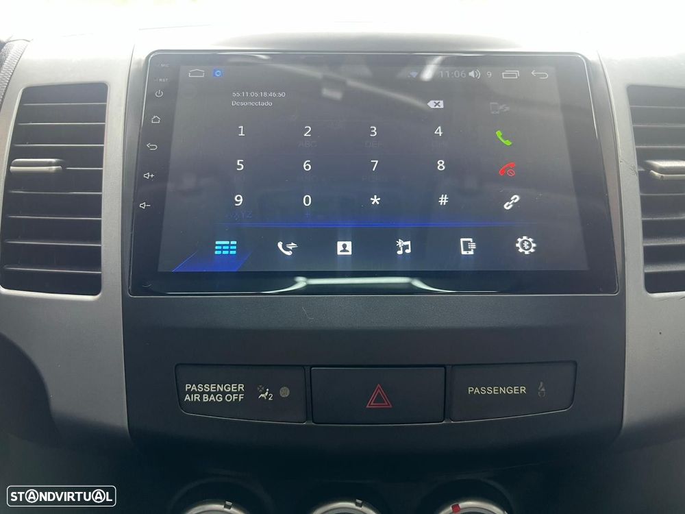 Mitsubishi Outlander 2.0 DI-D Intense 4WD - 25