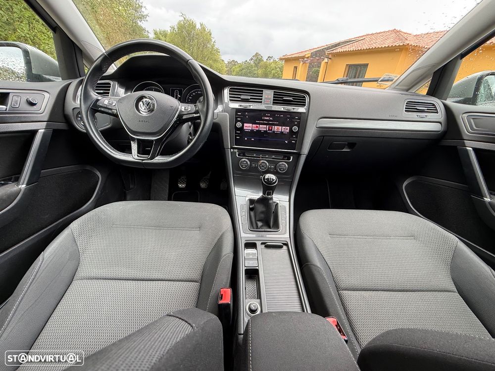 VW Golf Variant 1.6 TDi Confortline - 8