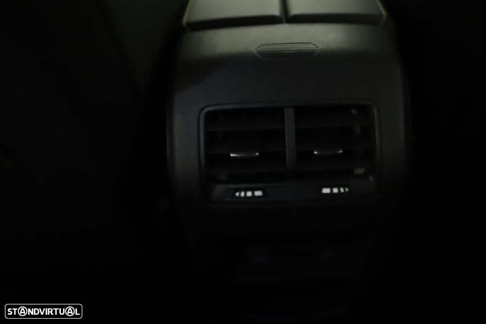 Peugeot 308 SW 1.2 PureTech GT EAT8 - 22