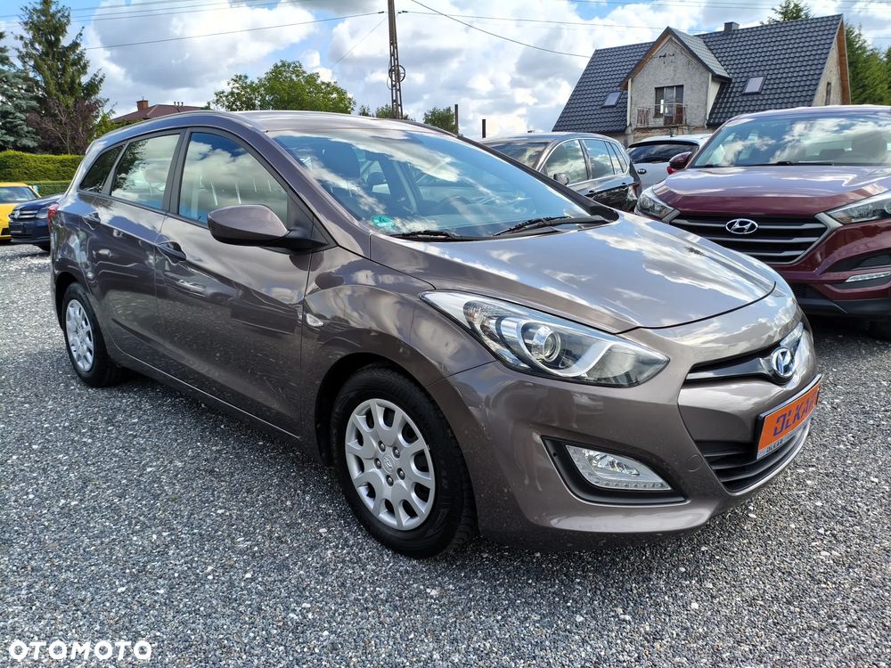 Hyundai i30 i30cw 1.4 Classic - 4