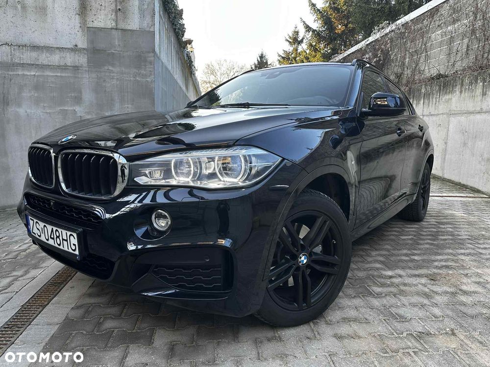 BMW X6 xDrive35i - 11