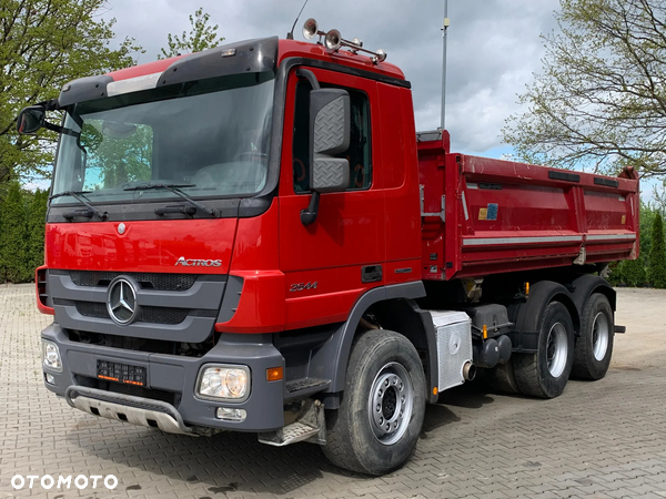 Mercedes-Benz ACTROS 2644 6x4 EURO6 WYWROTKA TRÓJSTRONNA Z BORDMATIKIEM