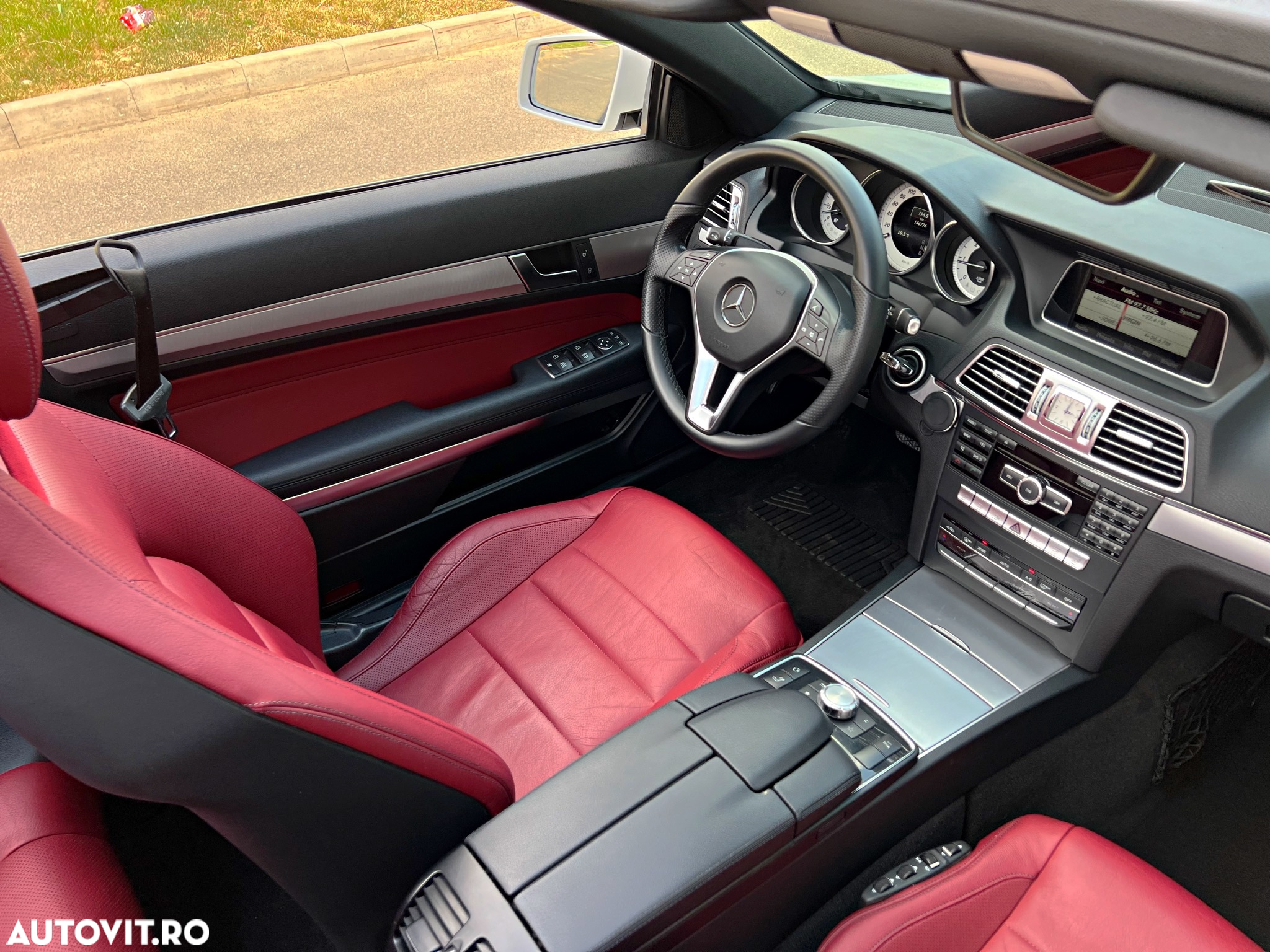 Mercedes-Benz E - 10