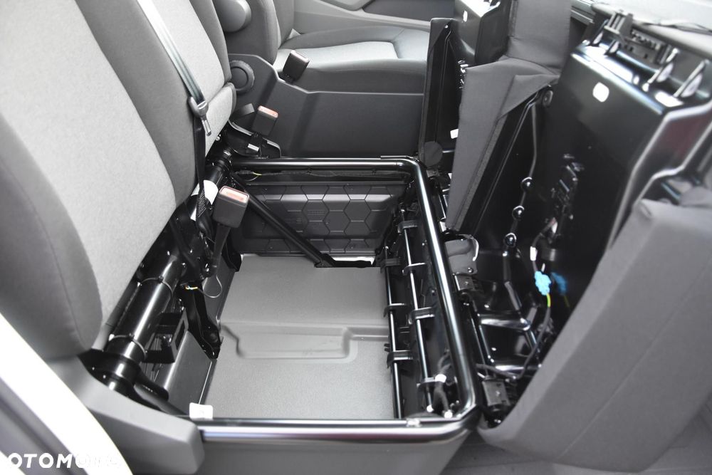 Volkswagen Crafter - 19