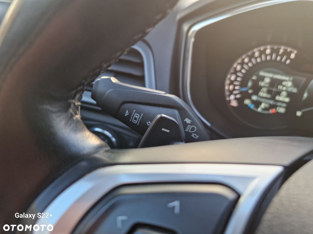 Ford Mondeo Turnier 2.0 EcoBoost Start-Stopp Autom Titanium - 30