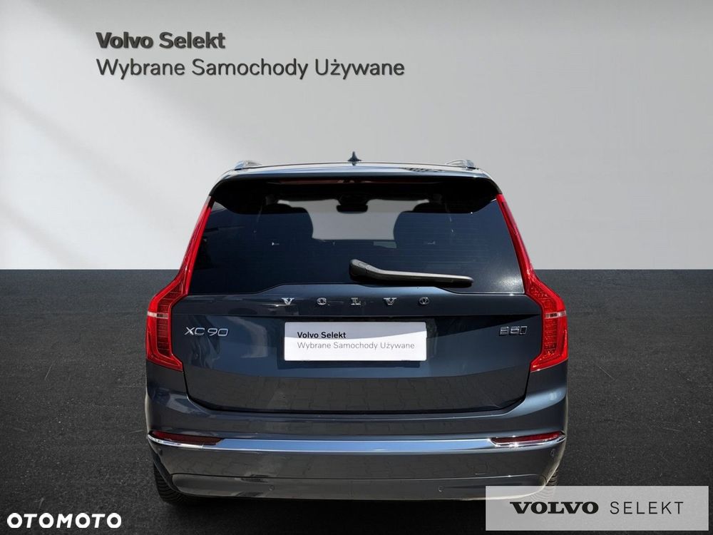 Volvo XC 90 - 9