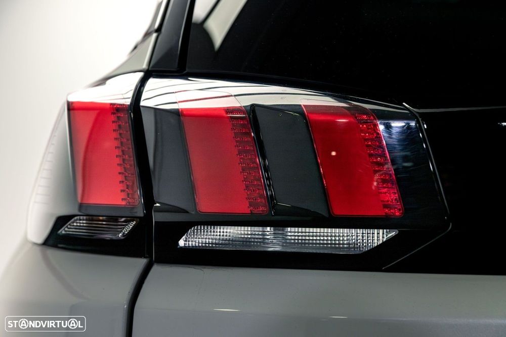 Peugeot 5008 1.5 BlueHDi Allure EAT8 - 10