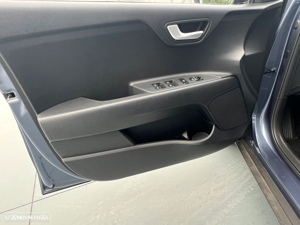 Kia Stonic 1.2 Dynamic - 11