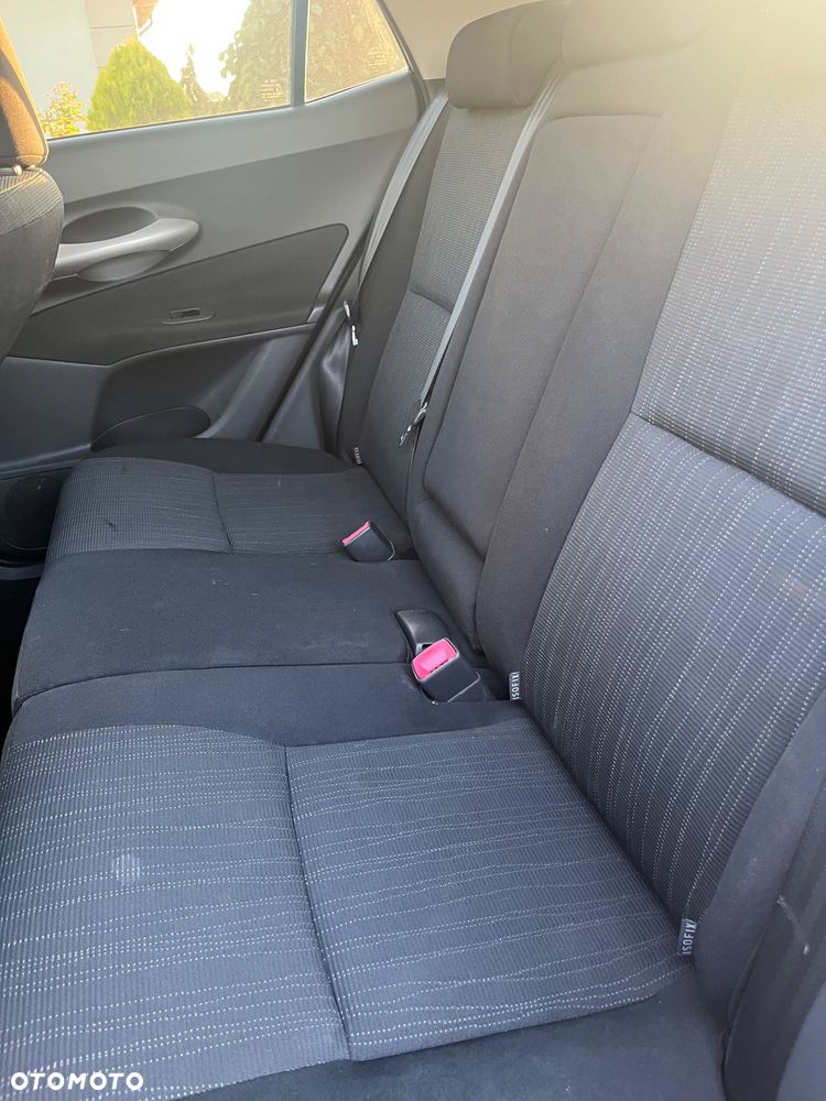 Toyota Auris 2.0 D-4D Prestige - 23