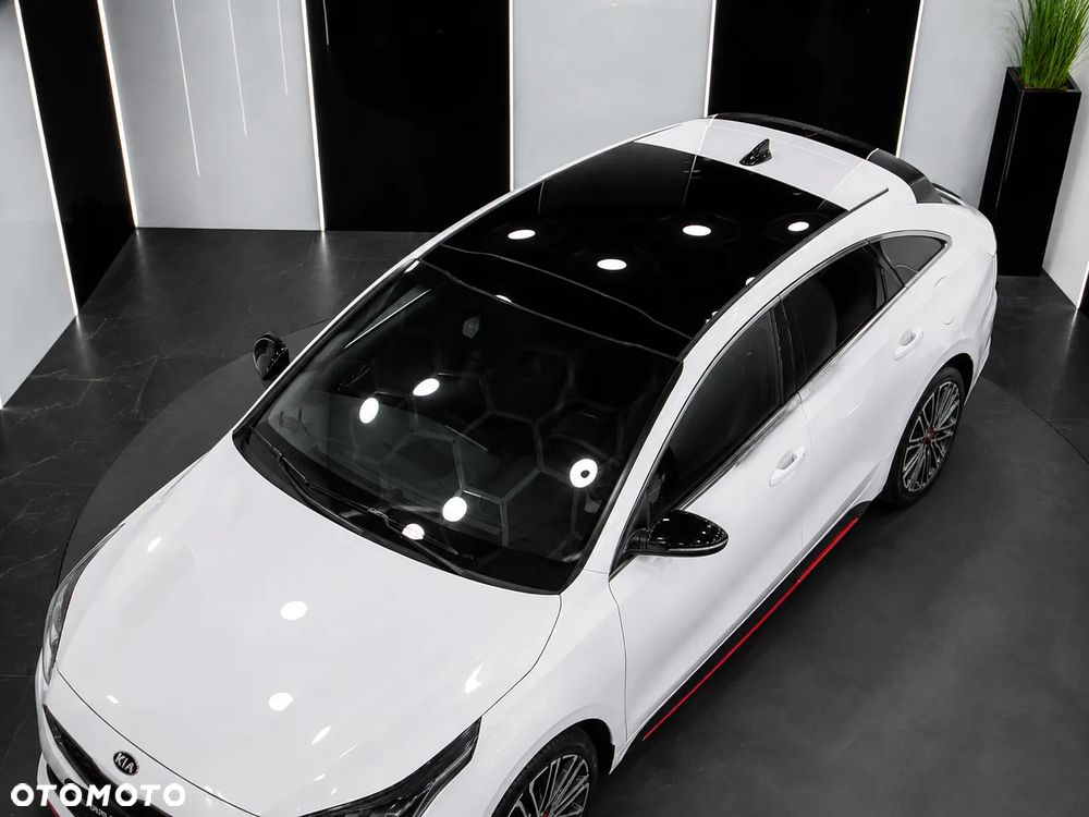 Kia ProCeed 1.6 T-GDI GT DCT - 3