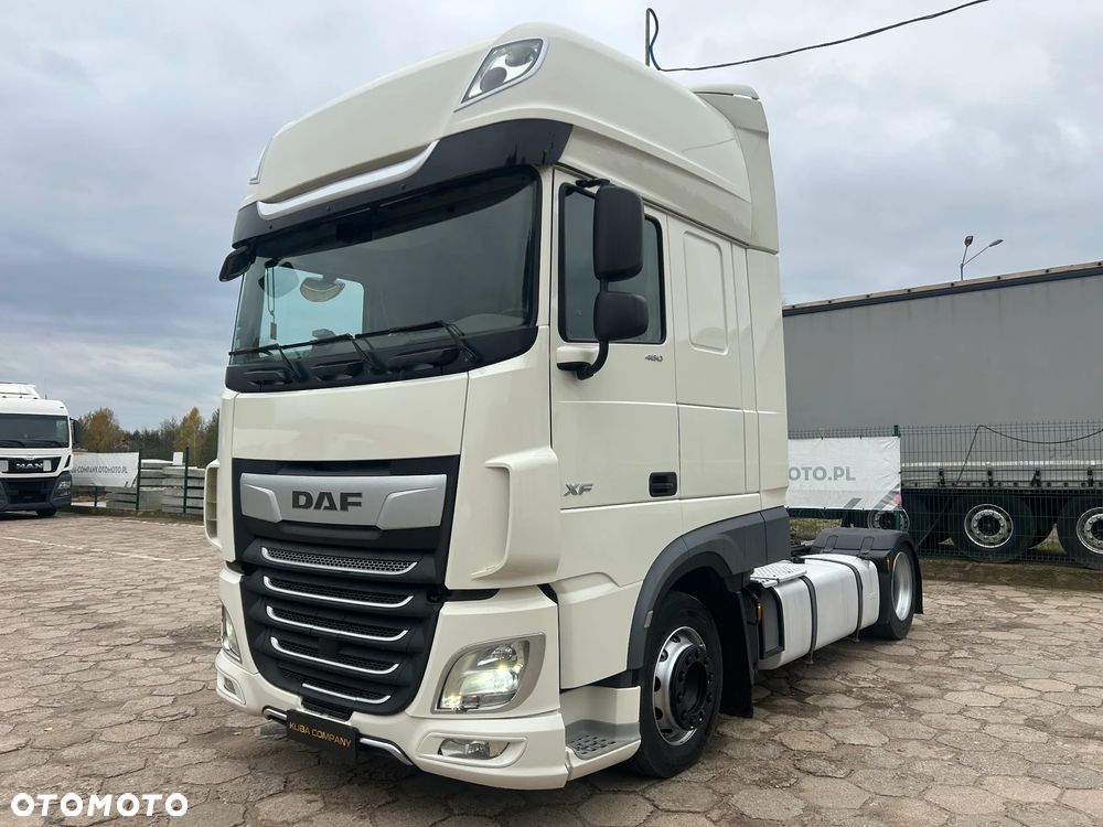 DAF XF 106 480 MEGA / NOWY VTG i KLOCKI ZMIENIONE W DBK / DO WGLĄDU FAKTURA / LOW DECK / POLSKI SALON / TYLKO 553 613 KM PRZEBIEGU / ŚREDNIE SPALANIE 26.5 L !! - 3