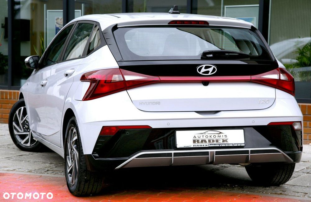 Hyundai i20 - 20