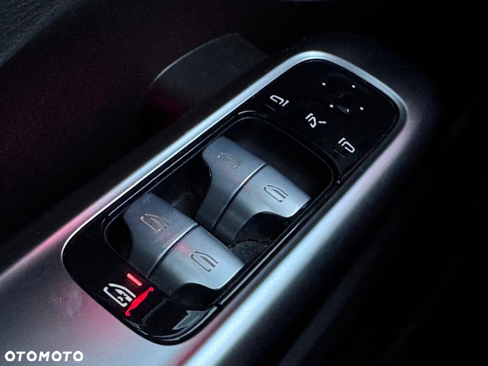 Mercedes-Benz Klasa C - 28