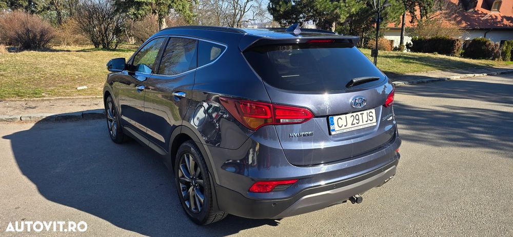 Hyundai Santa Fe - 3