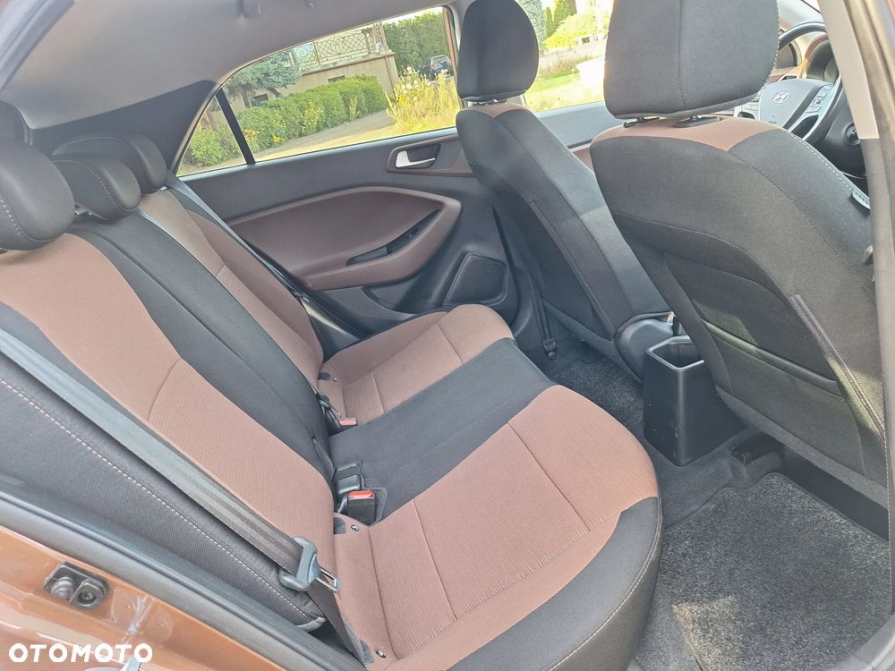 Hyundai i20 1.2 YES - 17