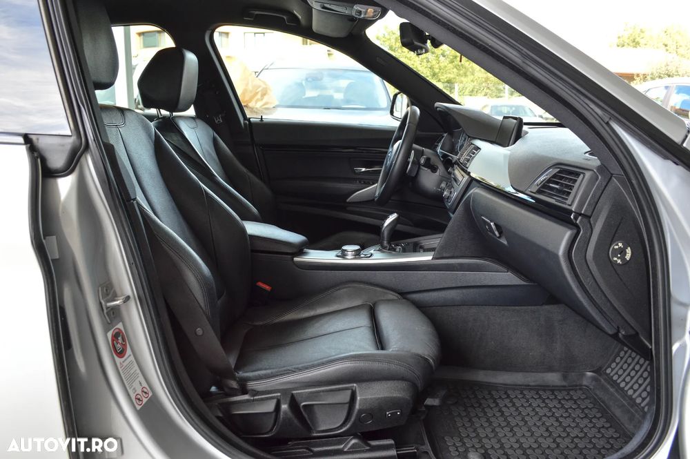BMW Seria 3 320i Aut. M Sport - 27