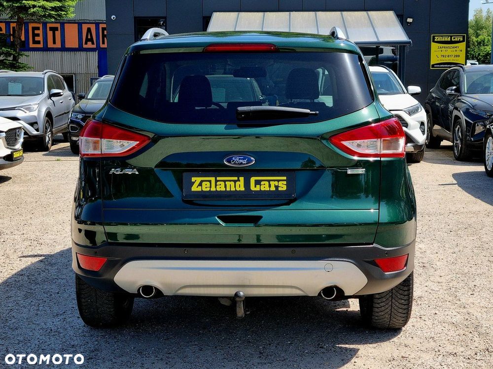 Ford Kuga 1.5 EcoBoost 2x4 Titanium - 6