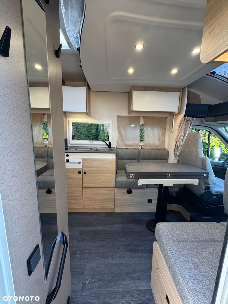 Ford Chausson 788 First Line - 8