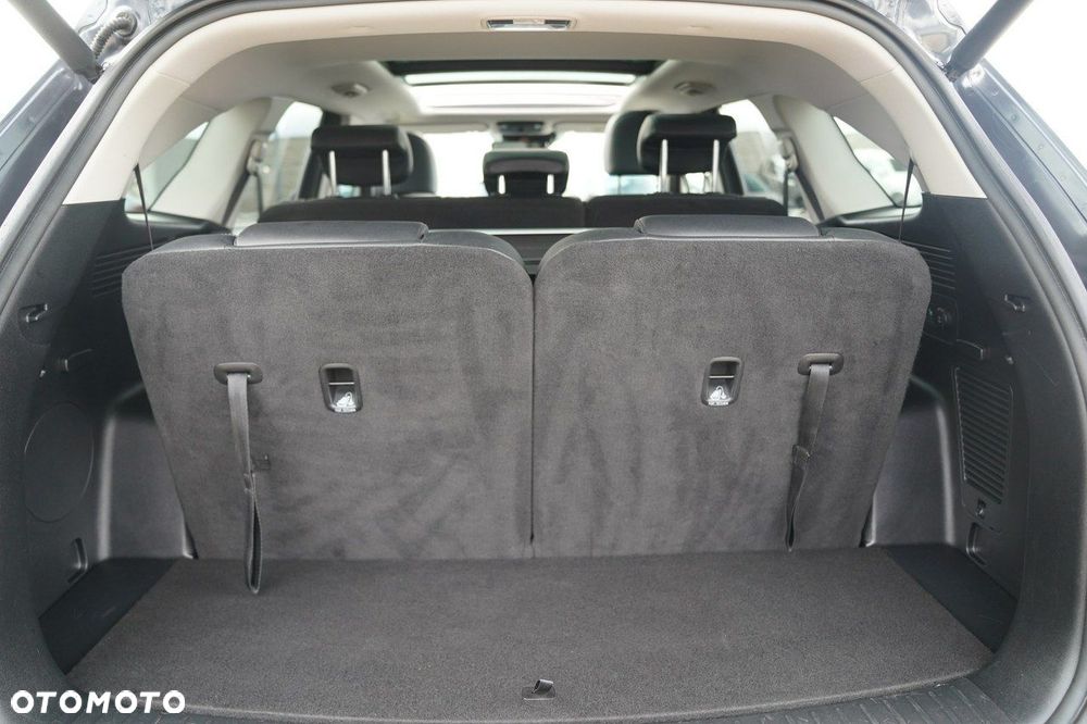 Kia Sorento - 12