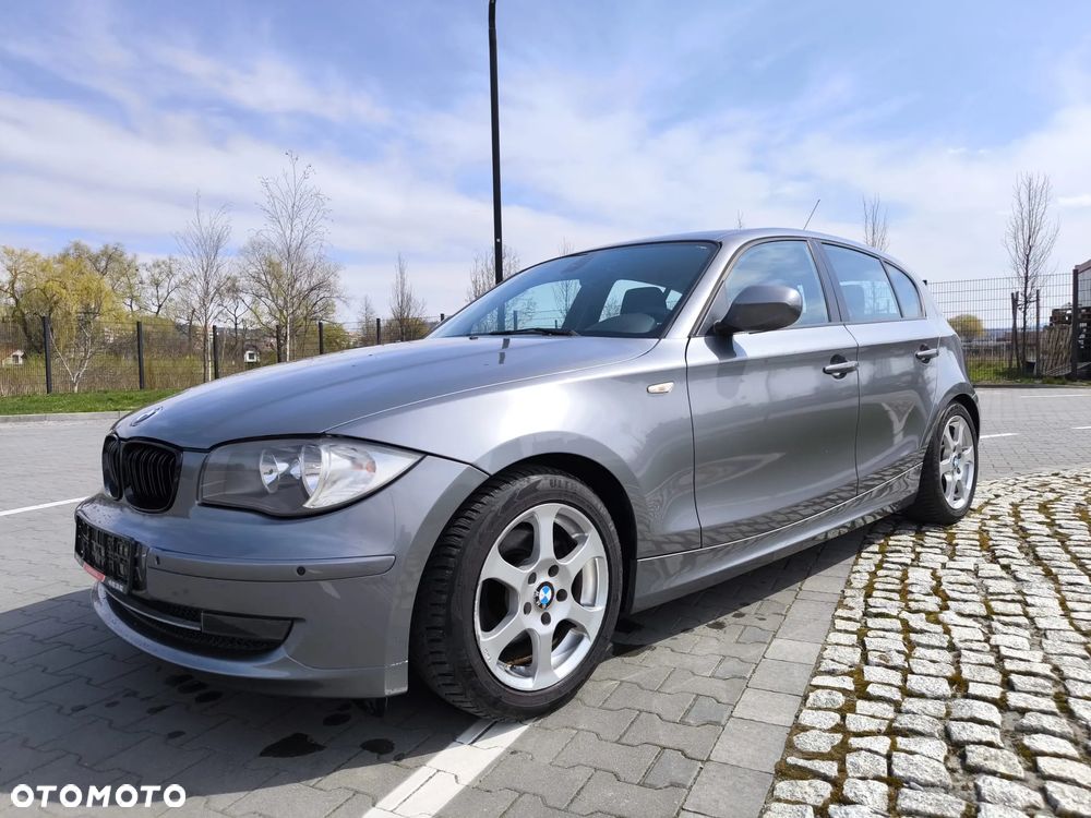 BMW Seria 1 118d Sport Line - 23