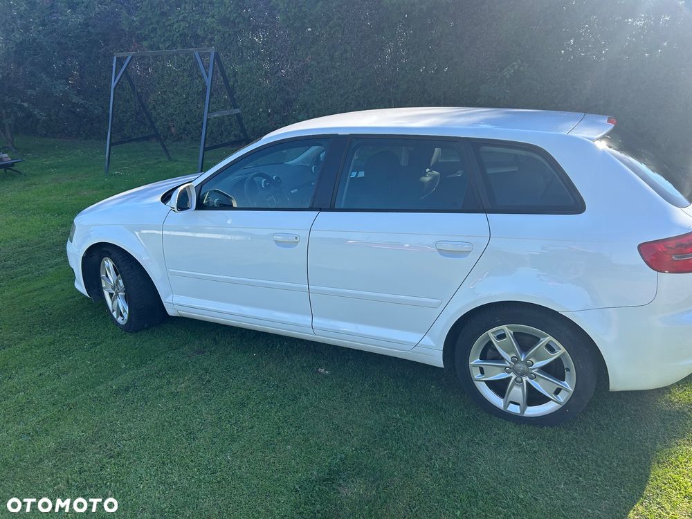 Audi A3 Sportback 1.8 TFSI quattro Ambiente - 9