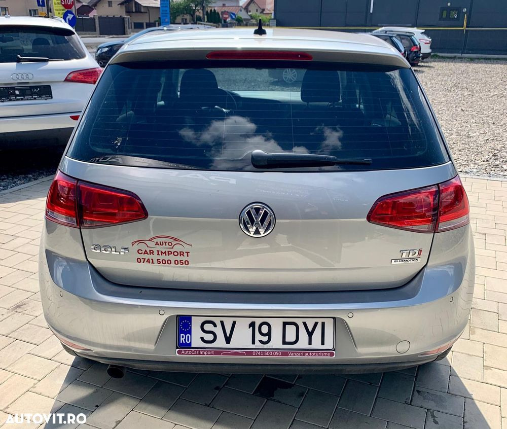 Volkswagen Golf 1.6 TDI BlueMotion Technology Comfortline - 2