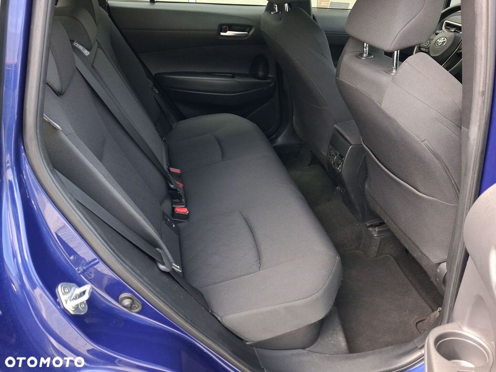 Toyota Corolla Cross - 13