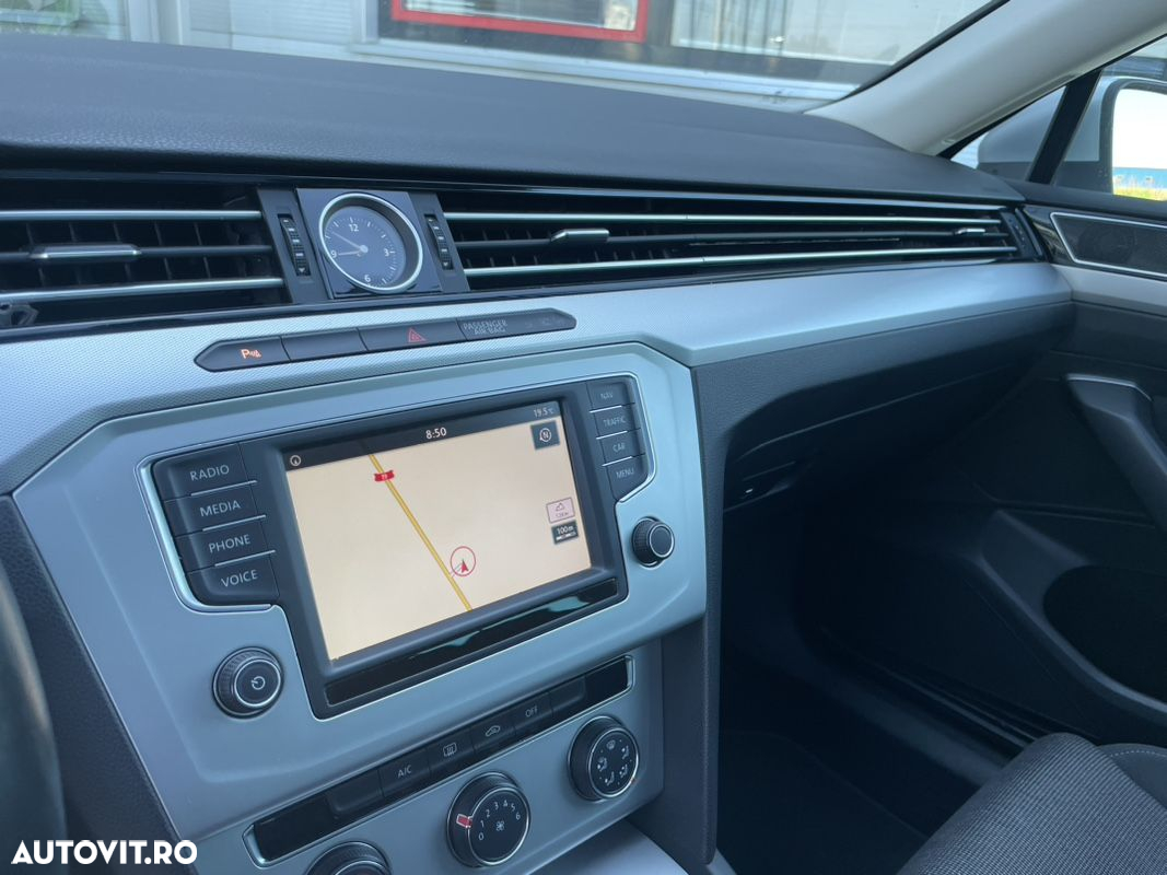 Volkswagen Passat Variant 2.0 TDI 4Motion Comfortline - 35
